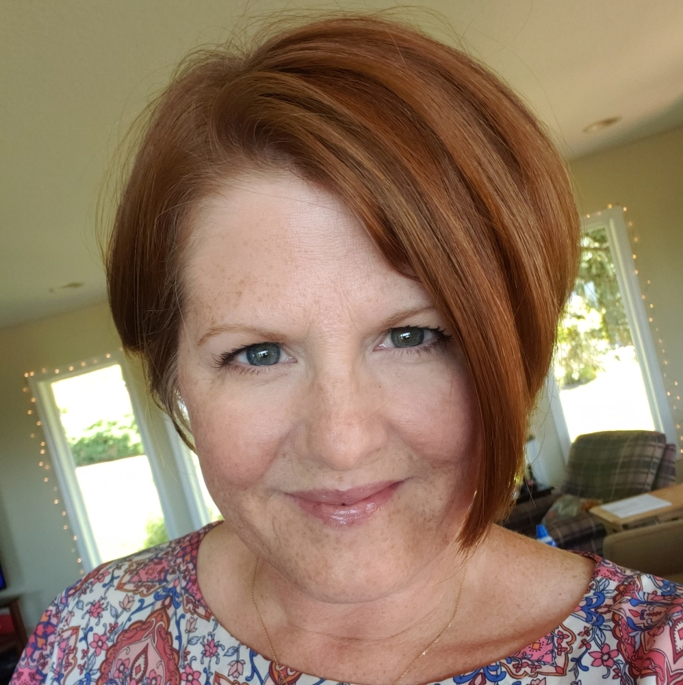 Meet your Posher, Carrie